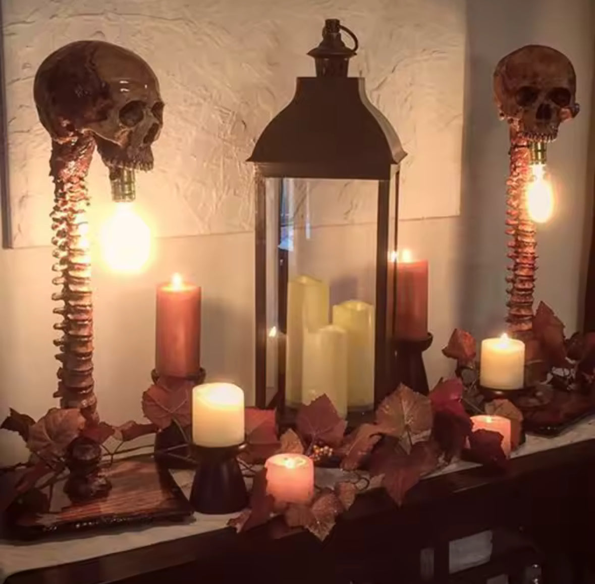 Spine Skull Table Lamp Gothic Horror LED Light for Haunted Home Decor