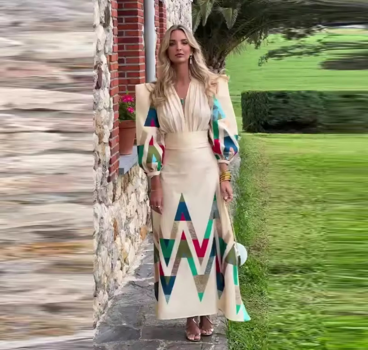 New Stunning Sundancer Oracle Maxi Skirt Set