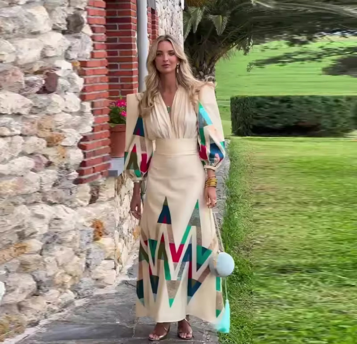 New Stunning Sundancer Oracle Maxi Skirt Set