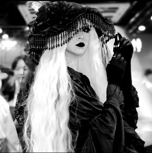 “Midnight Elegance Gothic Black Rose Victorian Mourning Hat with Cascading Beads”