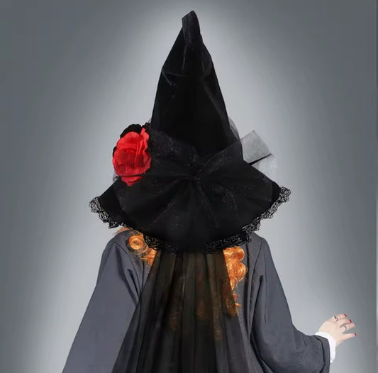 “Baroque Black Lace Witch Hat – Gothic Veil & Rose Accent for Rituals or Costumes”