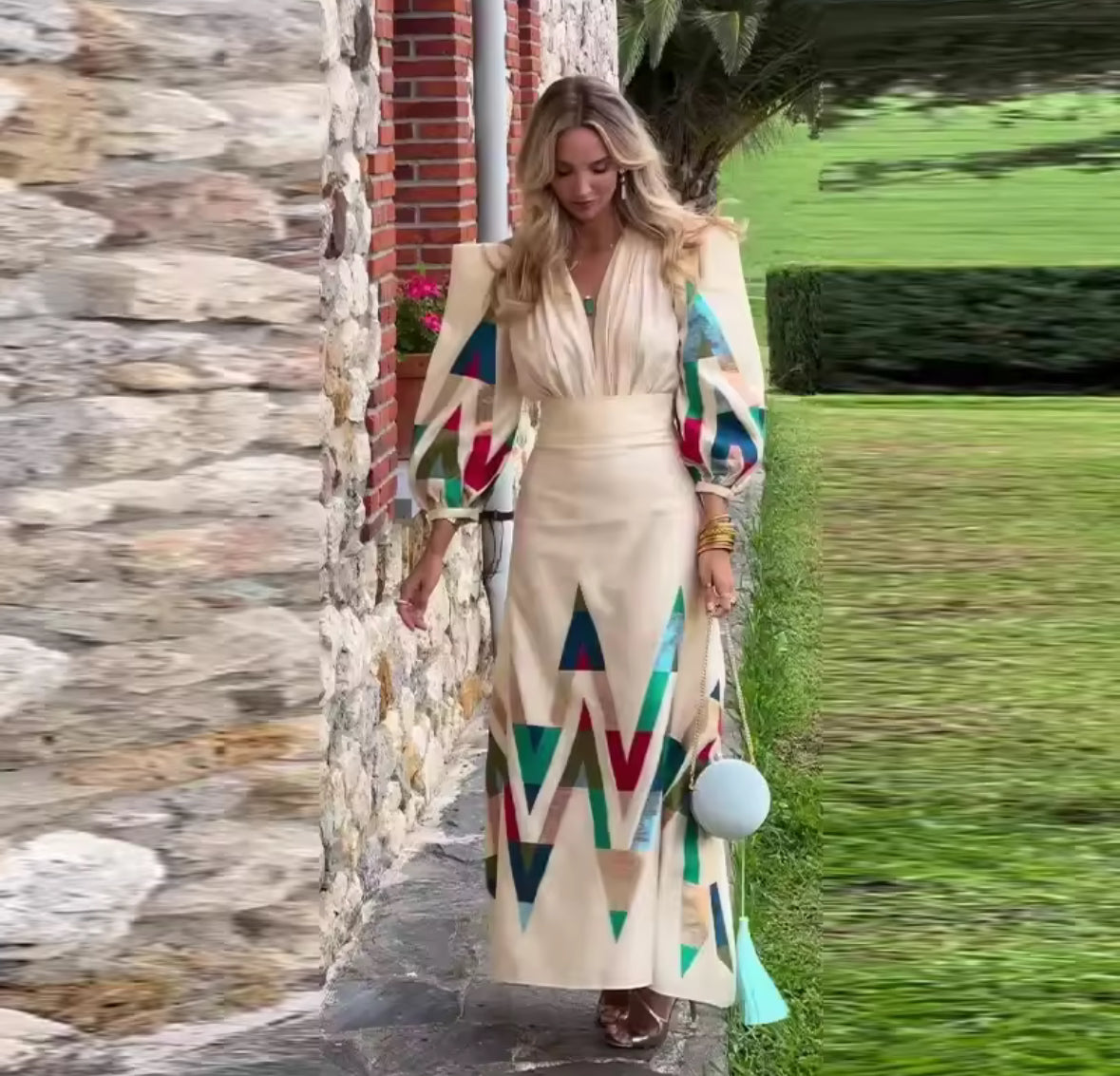 New Stunning Sundancer Oracle Maxi Skirt Set